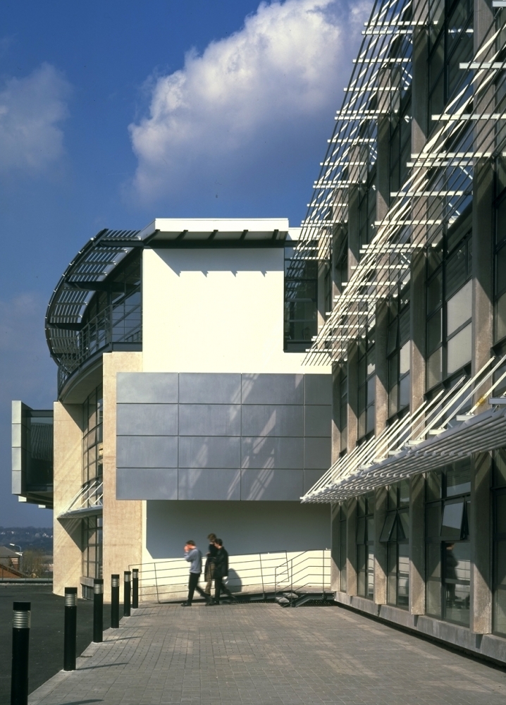 centenary building, salford - Hodder + Partners